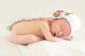 Jak szybko dzieci zaczynają słyszeć?